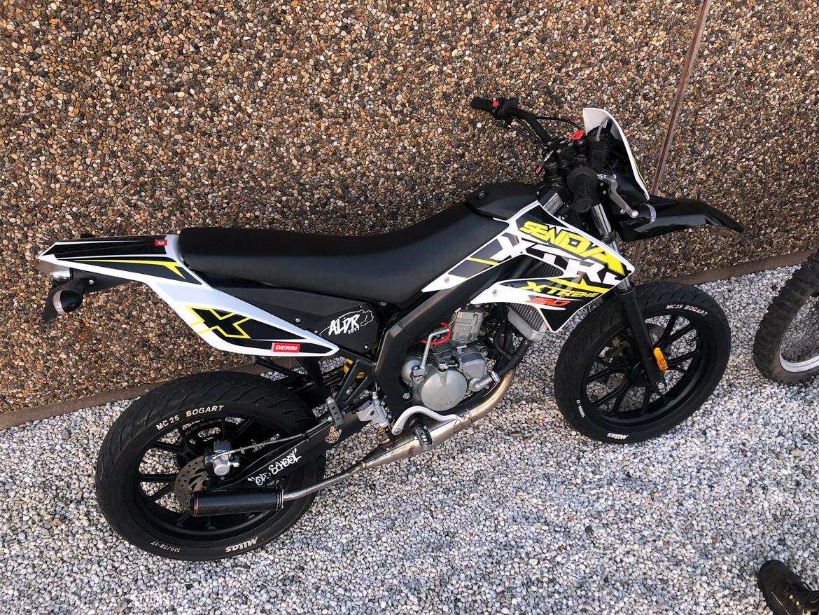 Derbi Senda Xtreme Fluo-Yellow billede 17