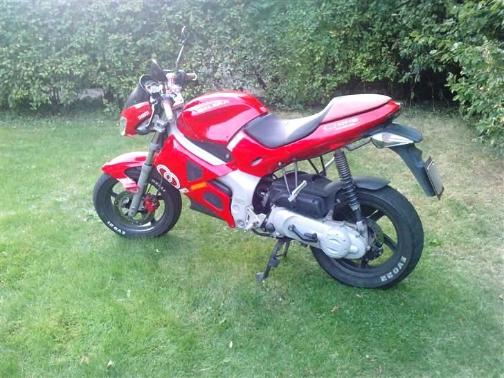 Gilera DNA 50 billede 1