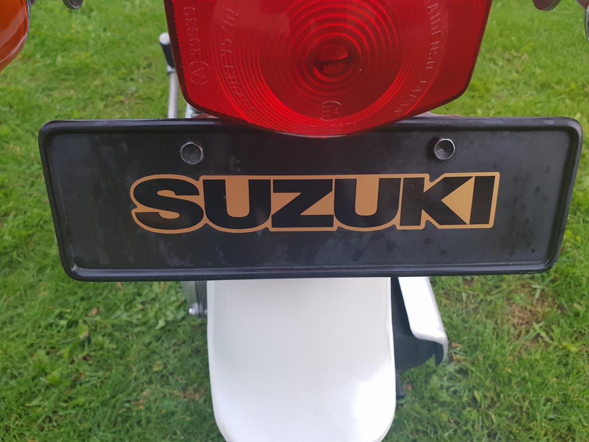 Suzuki  FZ50 SUZI metalicrød  billede 9