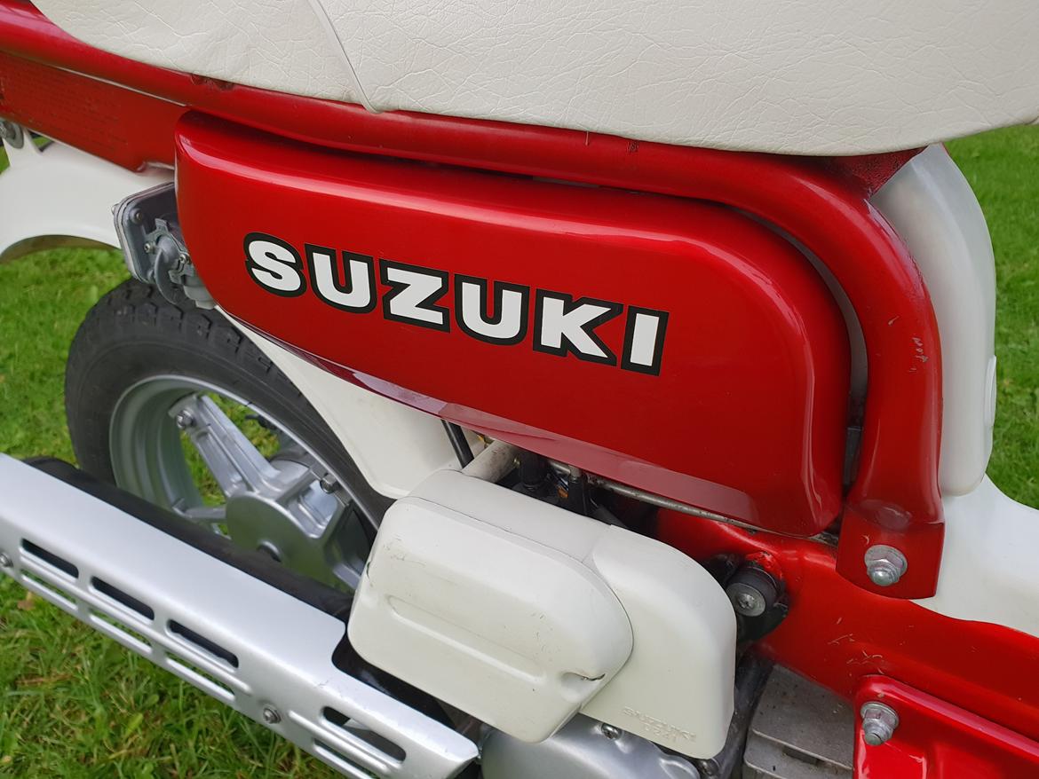 Suzuki  FZ50 SUZI metalicrød  billede 26