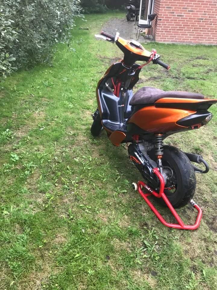 Yamaha Jog R Rox billede 3