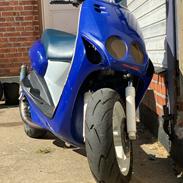 Yamaha Neos