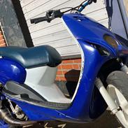Yamaha Neos