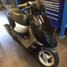 Aprilia Sonic (solgt)