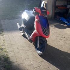 Aprilia sonic ac 