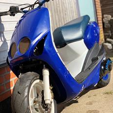 Yamaha Neos