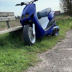 Yamaha Neos