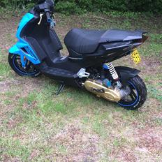 Peugeot peugeot speedfight 4 