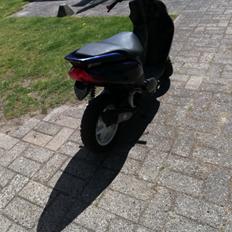 Yamaha jog r