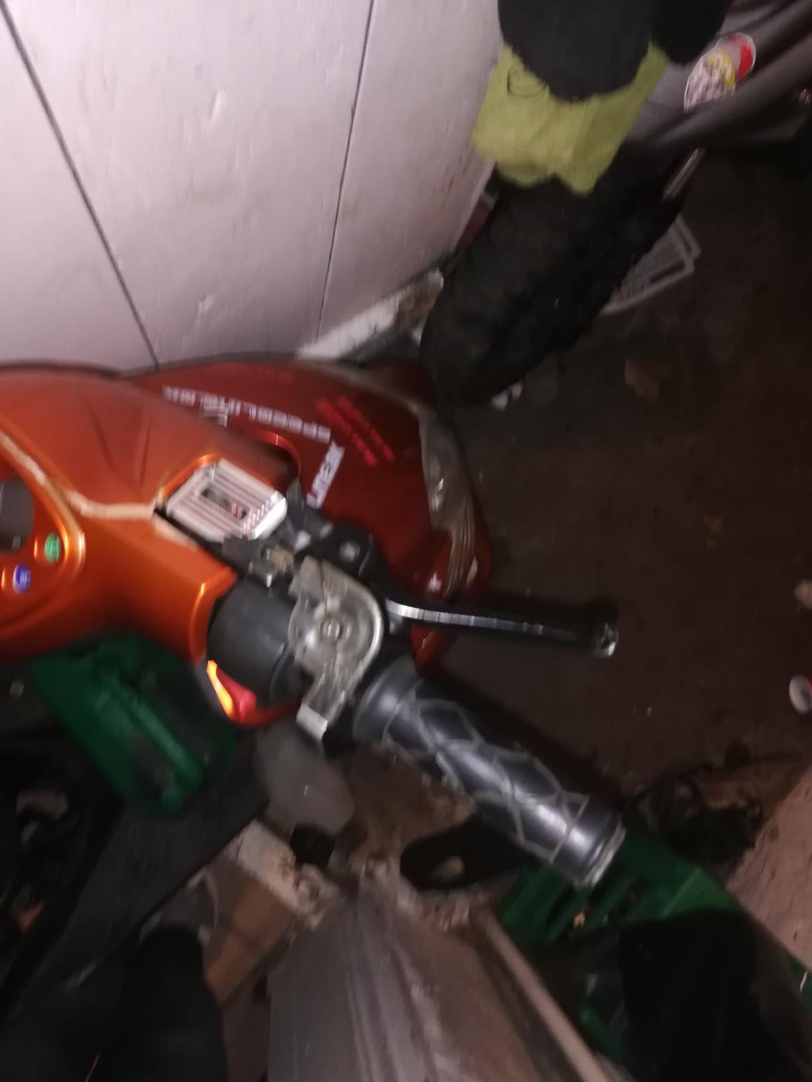 Yamaha jog r født ac nu lc billede 3