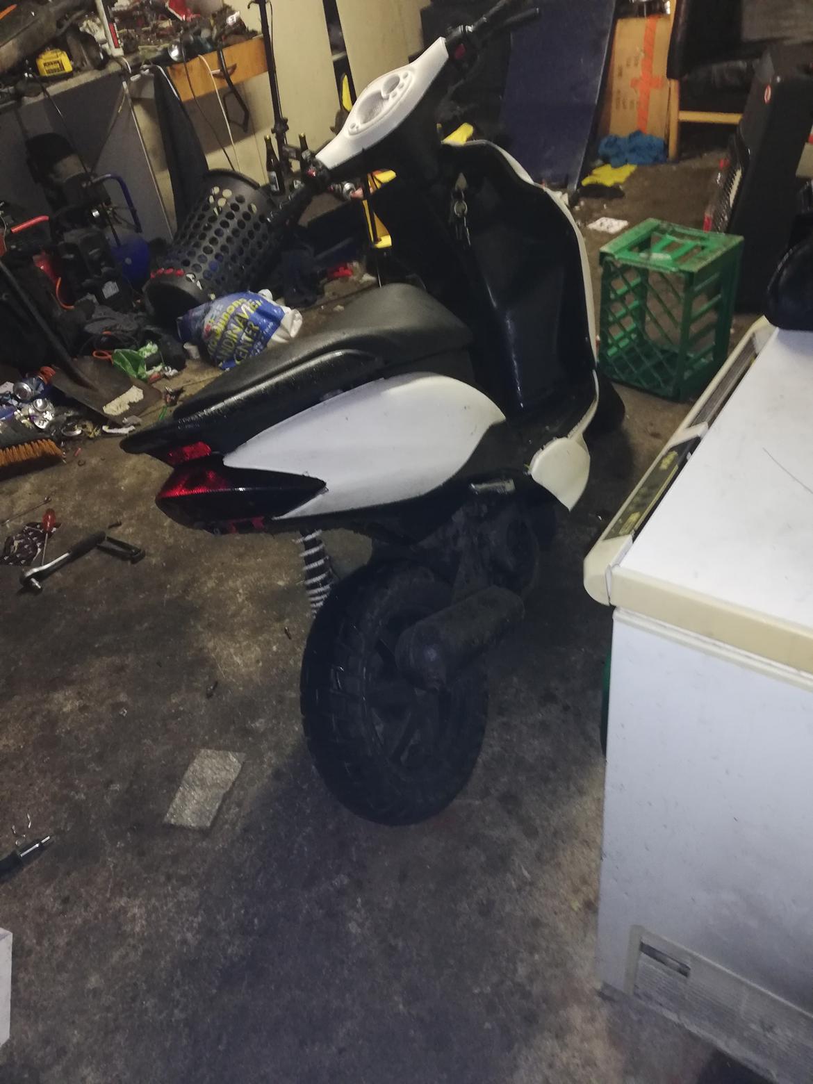 Yamaha jog r billede 13