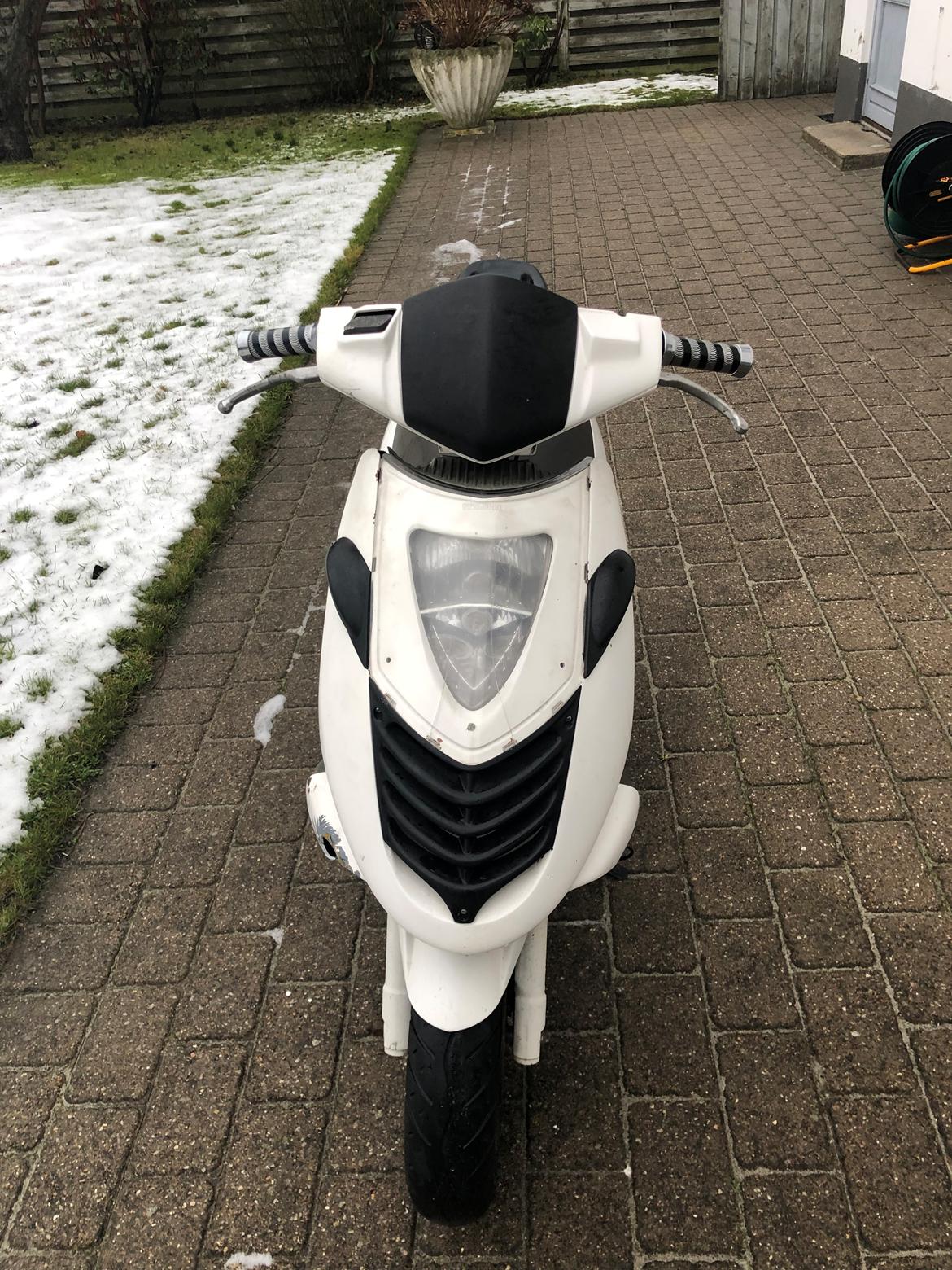 Aprilia Sonic SOLGT!! billede 1