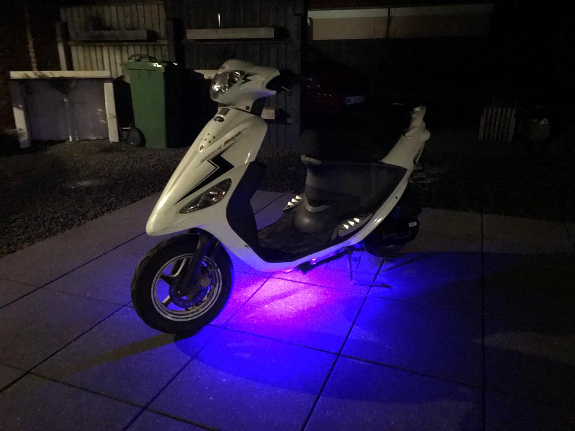 PGO White Magic billede 1