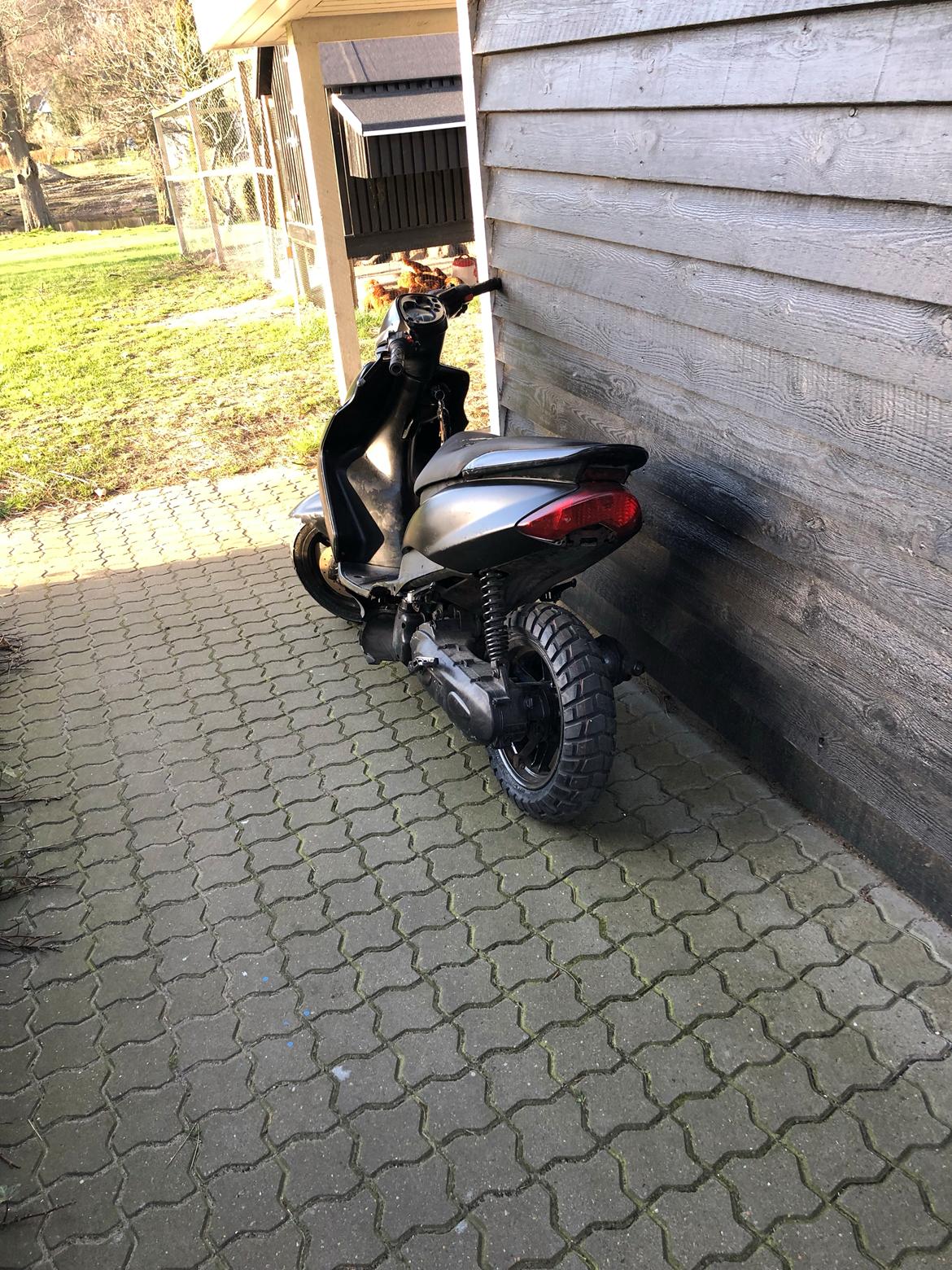 Yamaha Jog r (solgt) billede 2