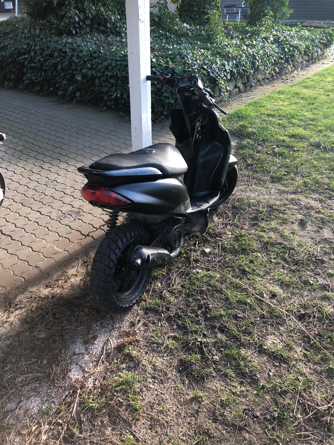 Yamaha Jog r (solgt) billede 4