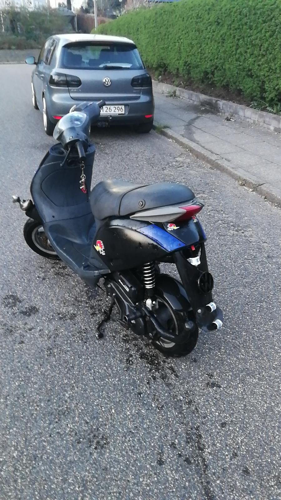 Piaggio New zip 2t billede 3