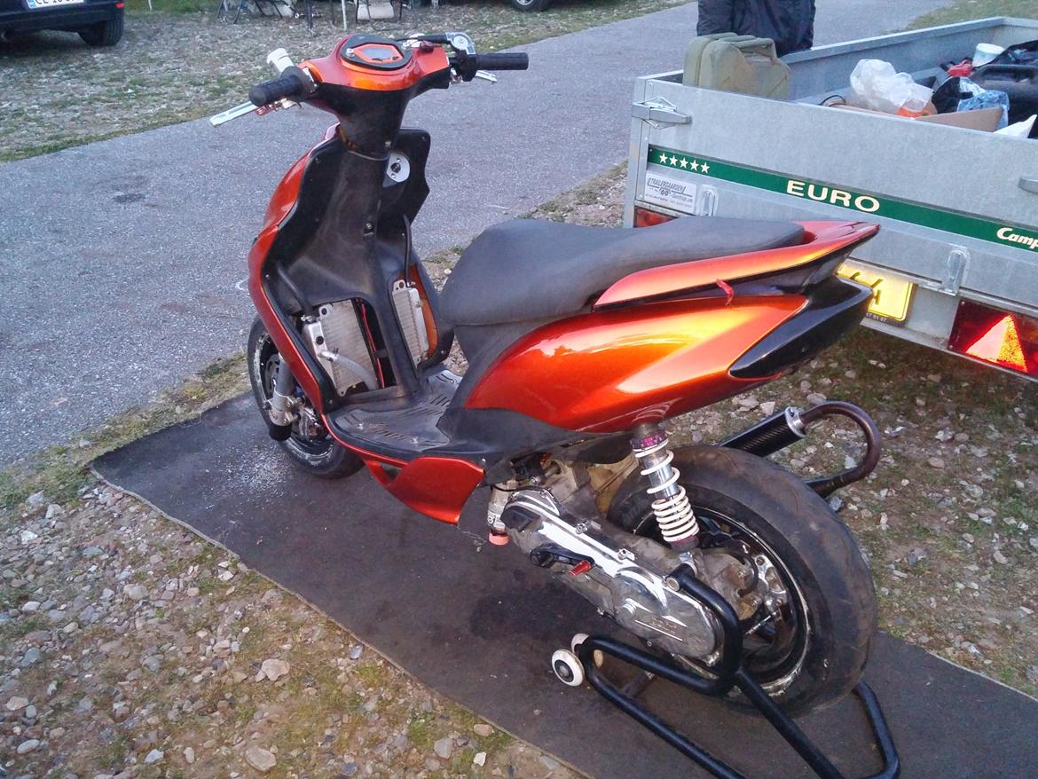 Yamaha jog r ts dd billede 10