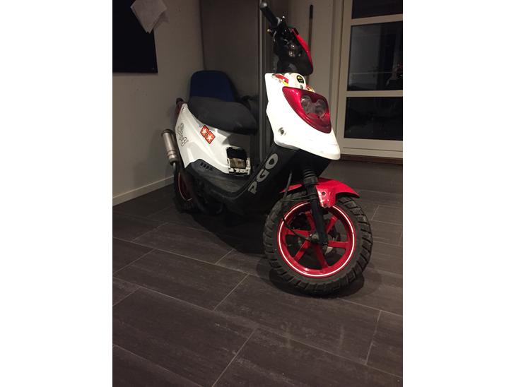 {{currentPhoto.altText}} billede {{currentPhoto.number}}