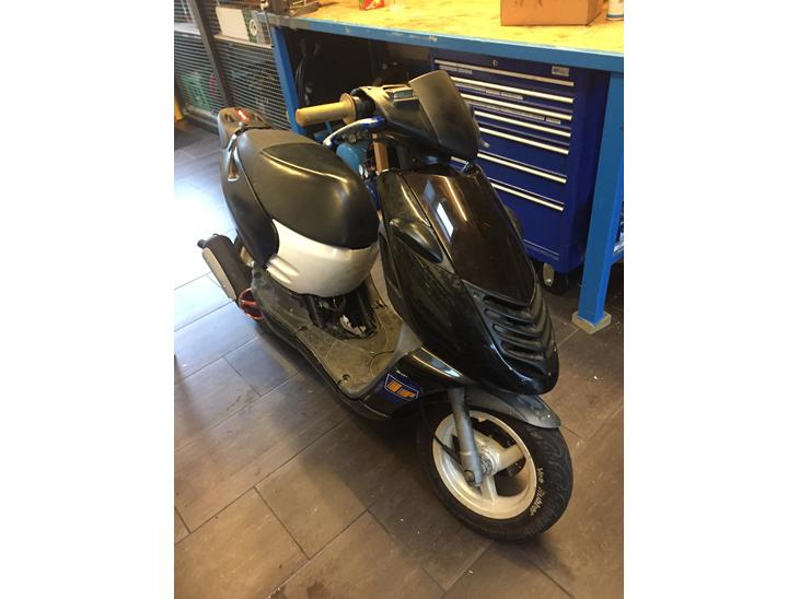 {{currentPhoto.altText}} billede {{currentPhoto.number}}