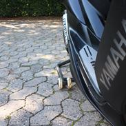 Yamaha Jog R med neos motor