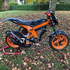 Suzuki streetrox (solgt)