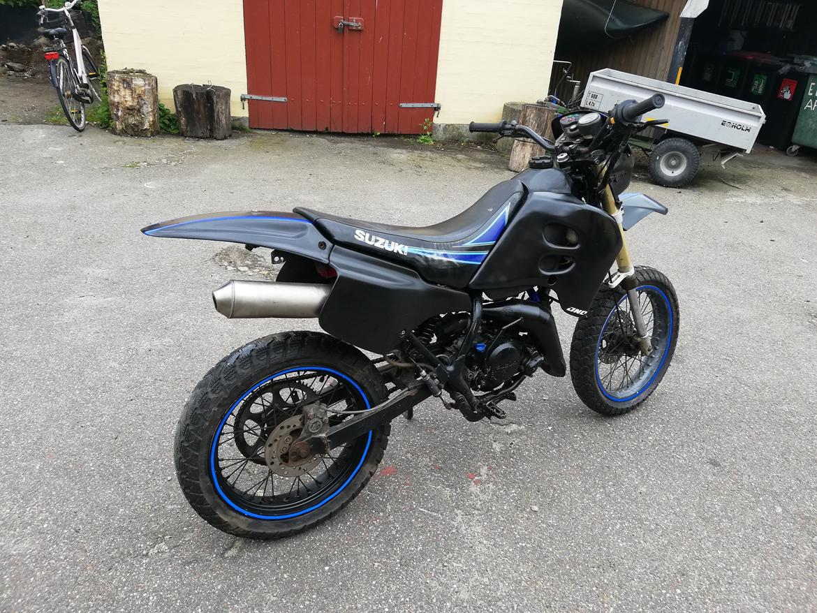 Suzuki SMX - *Forsuttet Sanne* billede 3