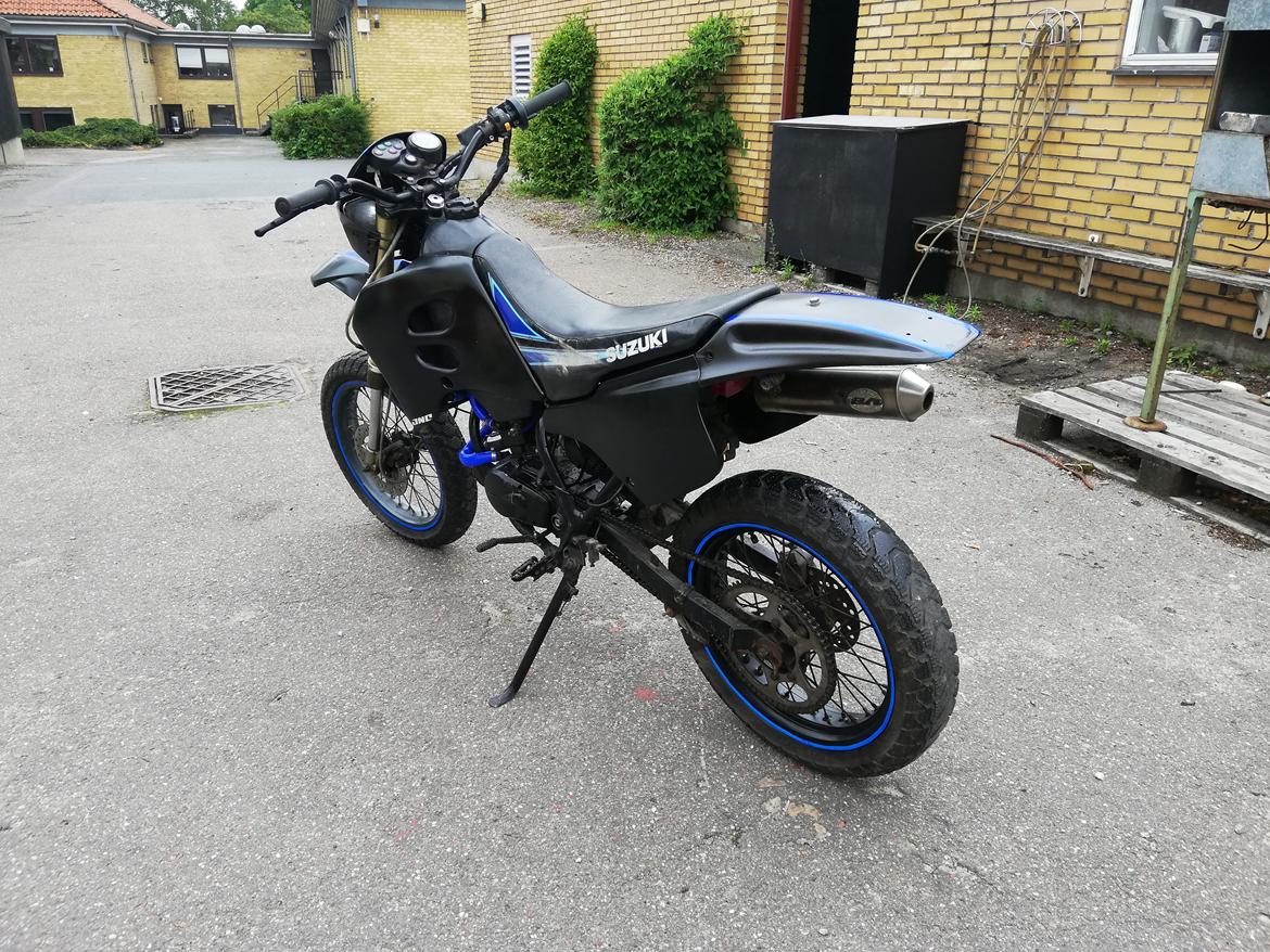 Suzuki SMX - *Forsuttet Sanne* billede 2
