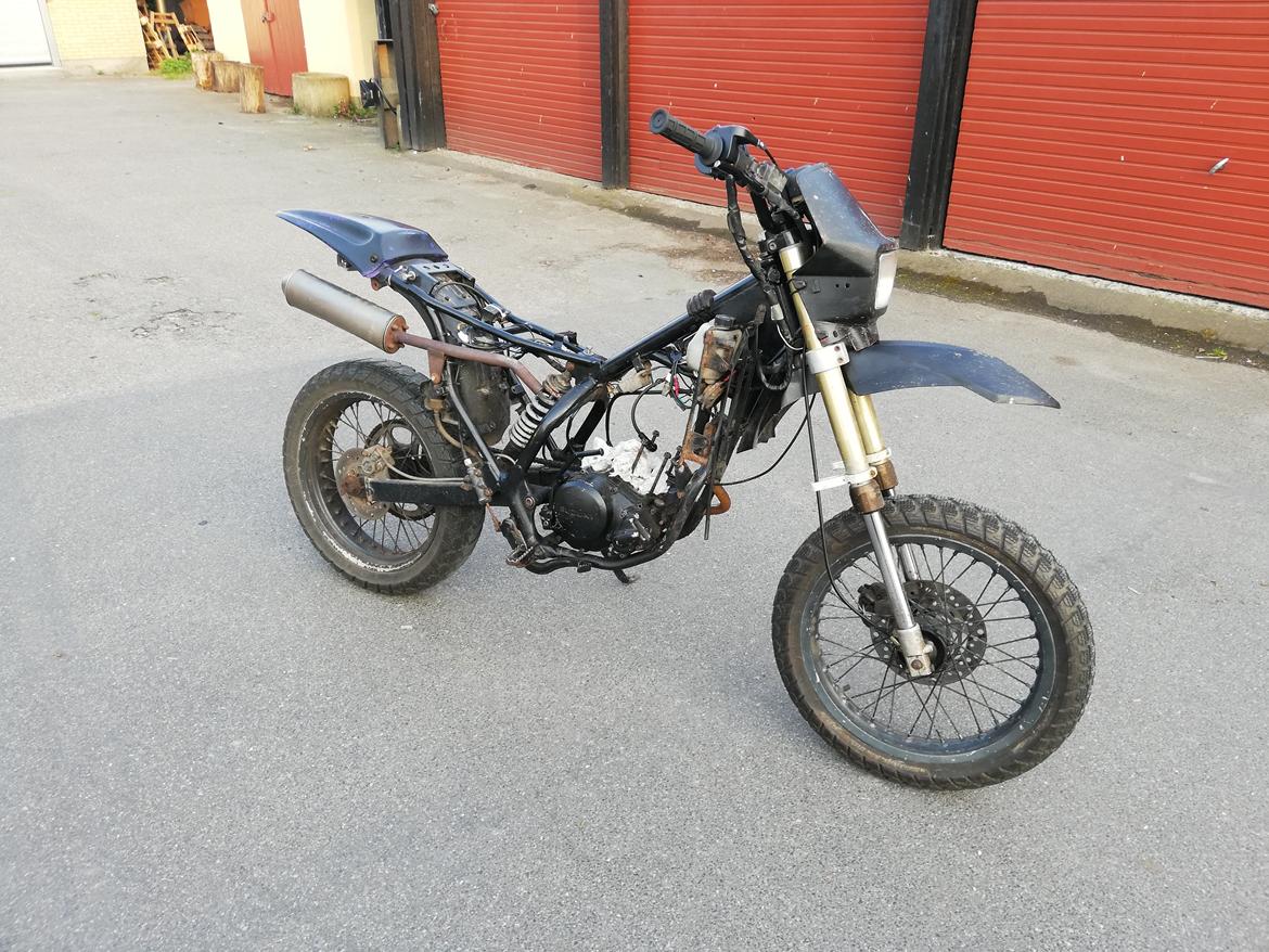 Suzuki SMX - *Forsuttet Sanne* billede 5