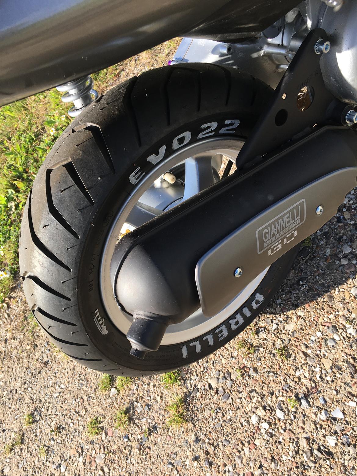 Yamaha jog r   billede 8