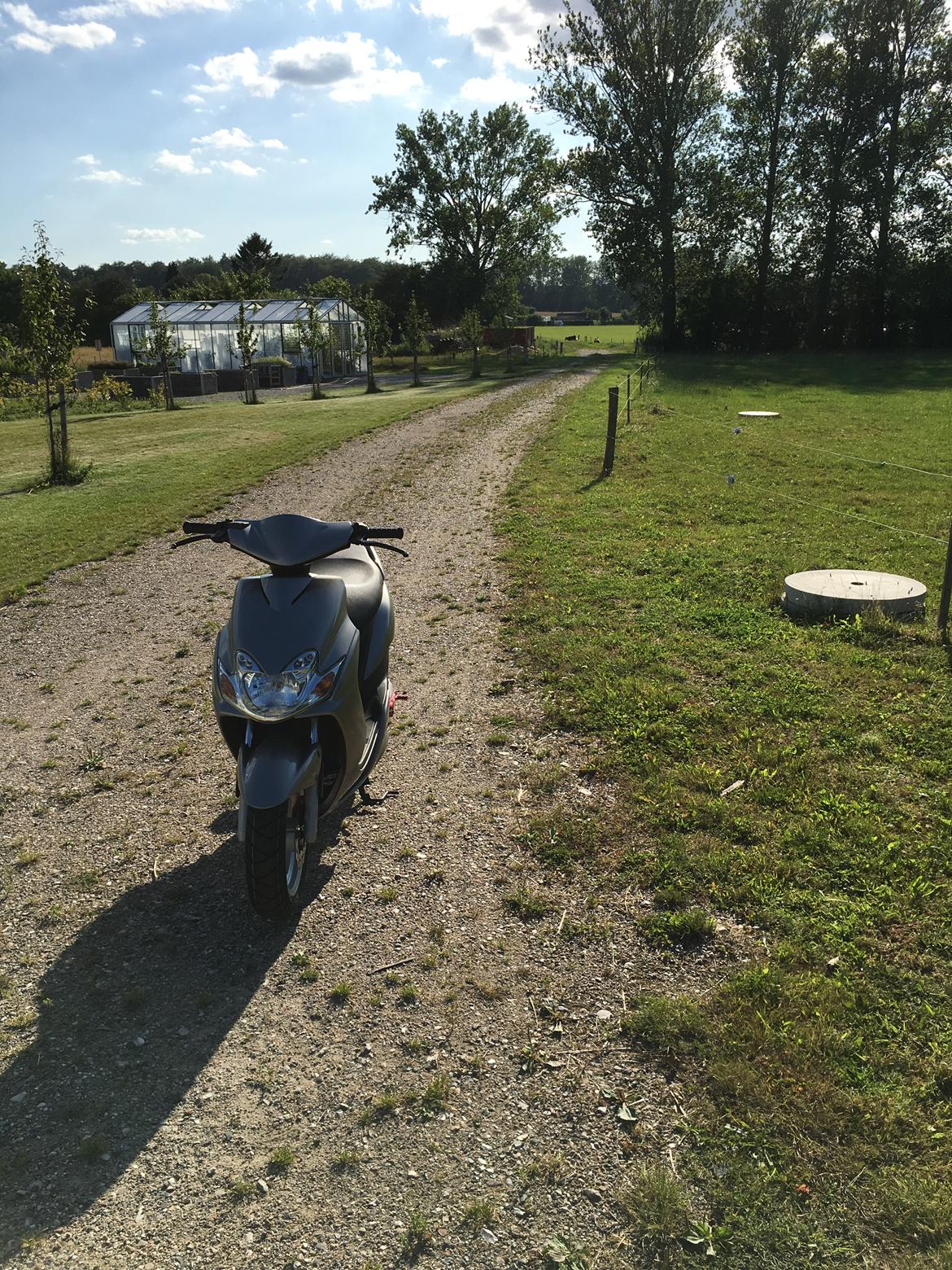 Yamaha jog r   billede 12