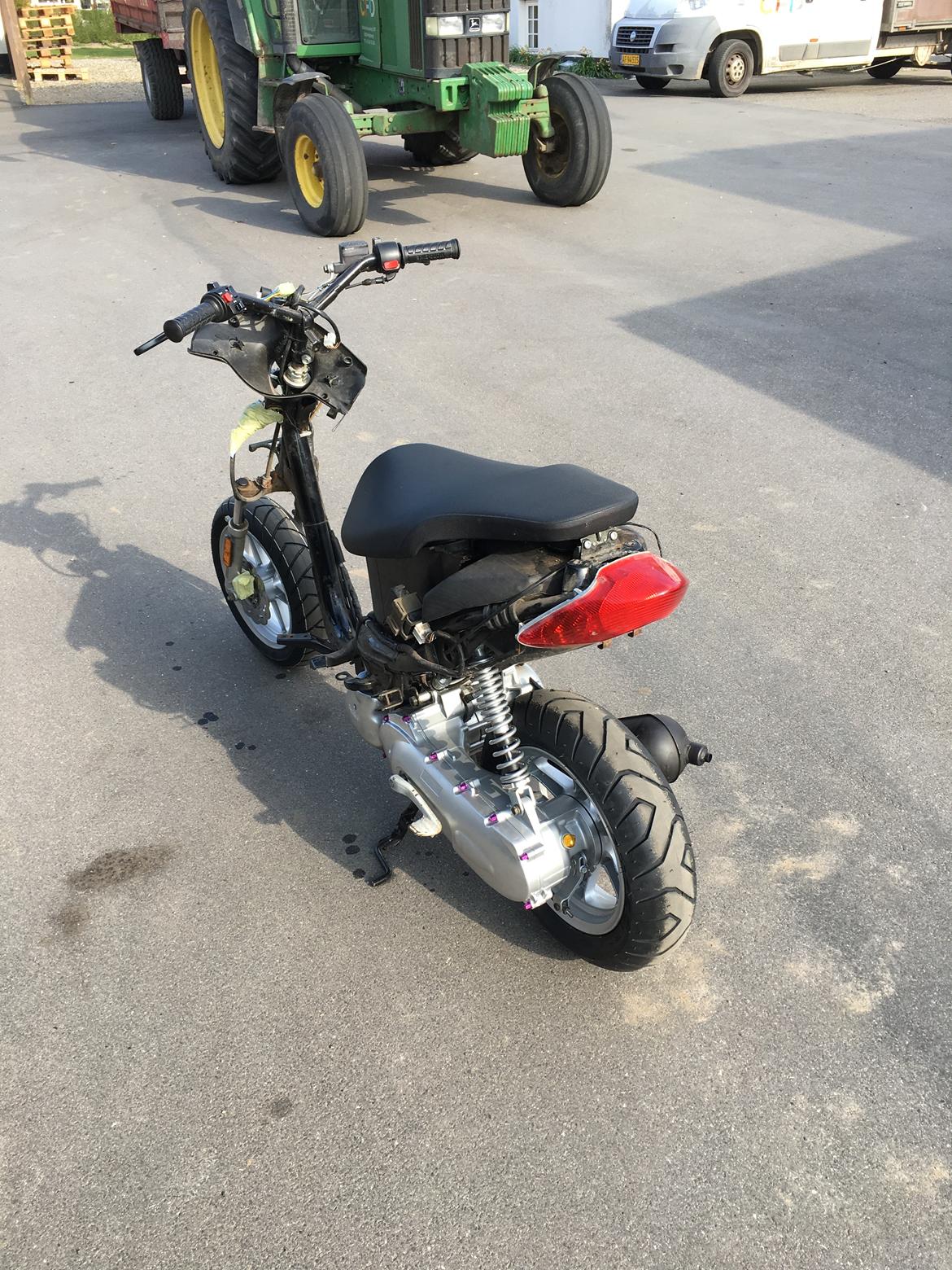 Yamaha jog r   billede 18