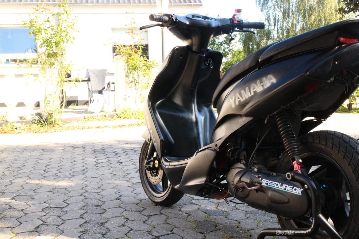 Yamaha Jog R med neos motor billede 9