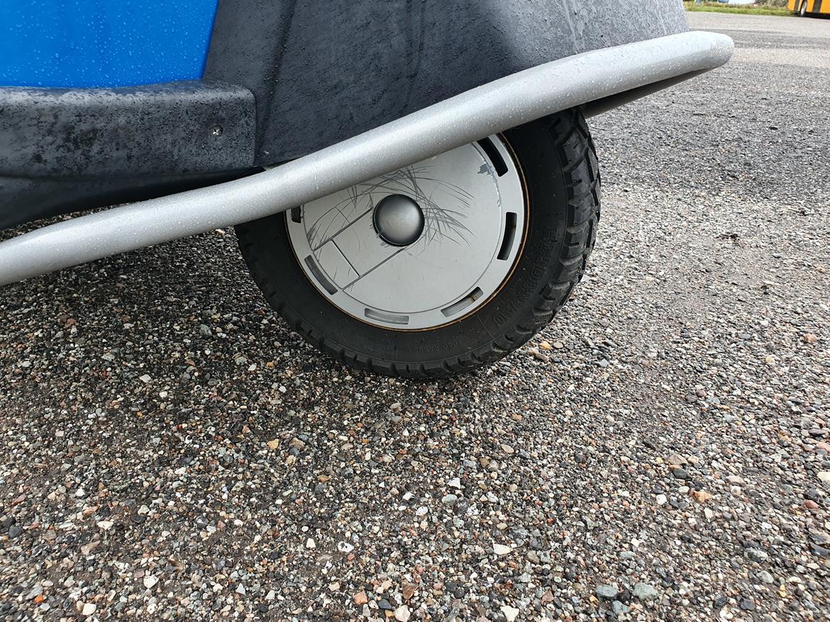 Piaggio ape50 europe van 25 km/t Blue action billede 5