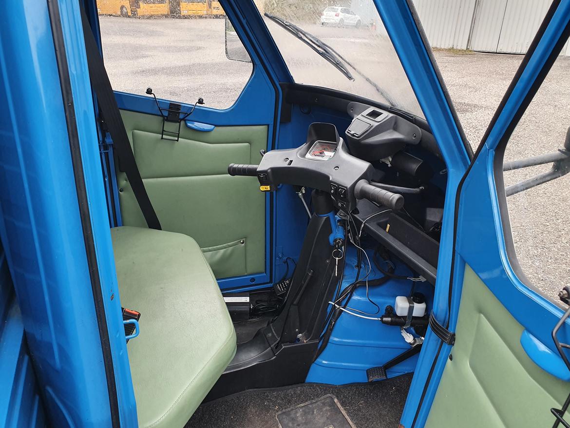 Piaggio ape50 europe van 25 km/t Blue action billede 10