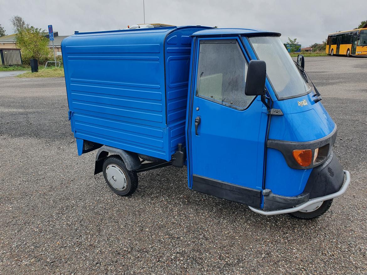 Piaggio ape50 europe van 25 km/t Blue action billede 16