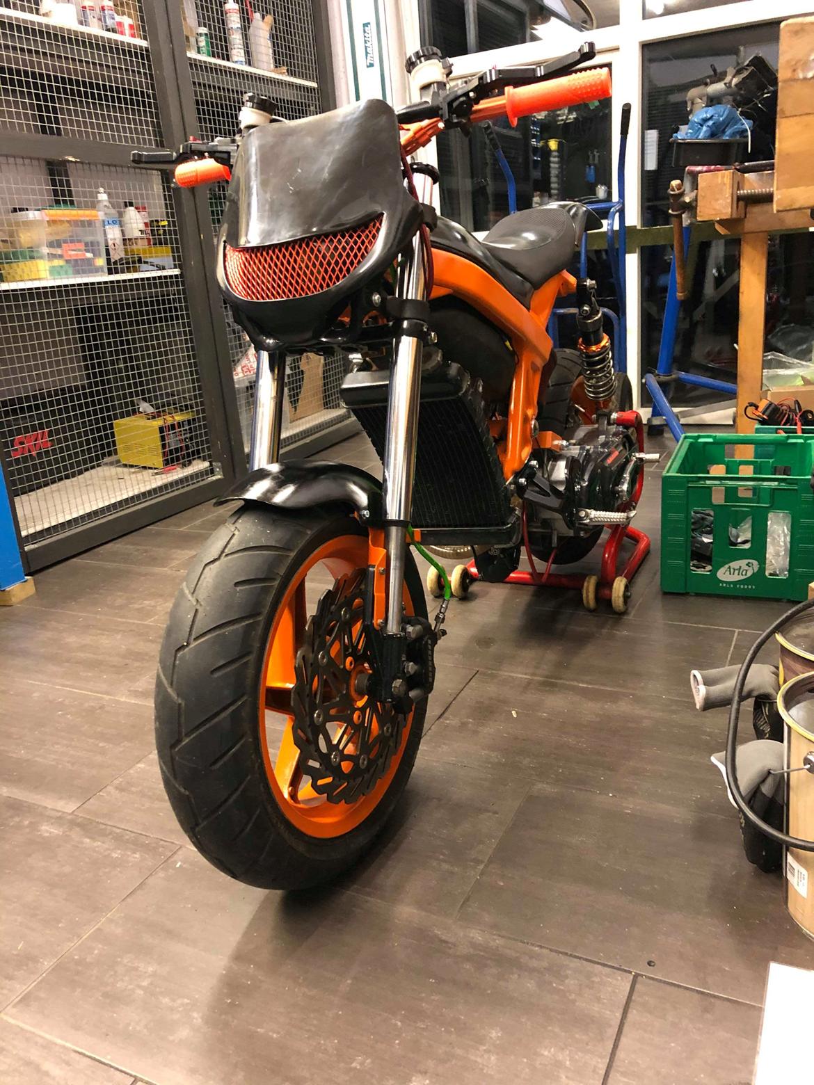 Suzuki streetrox (solgt) billede 2