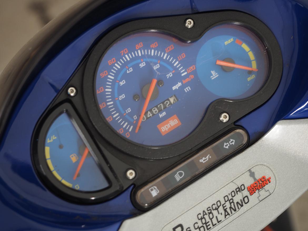 Aprilia SR 50 Rossi Edition billede 11