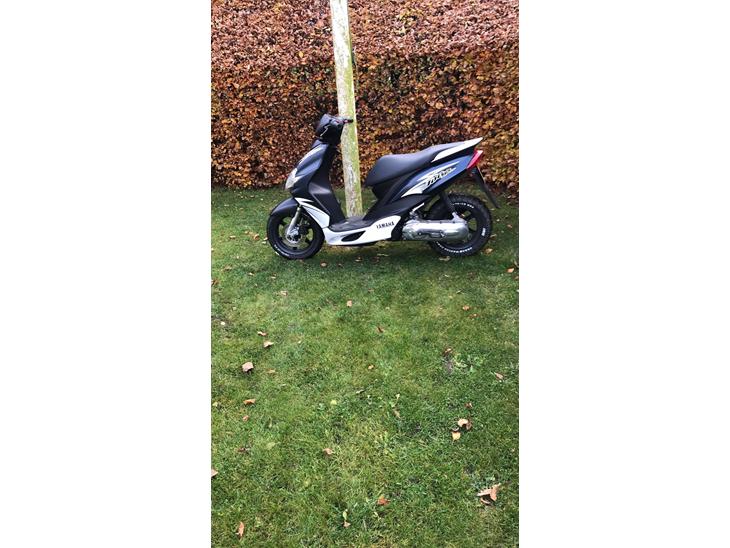 {{currentPhoto.altText}} billede {{currentPhoto.number}}