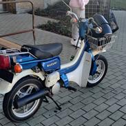 Suzuki FZ50