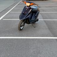 Yamaha Jog Artistic Special SOLGT