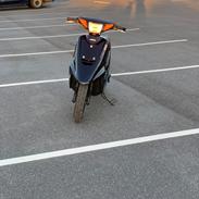Yamaha Jog Artistic Special SOLGT