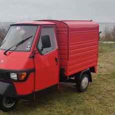 Piaggio Ape 50 (tuk tuk )
