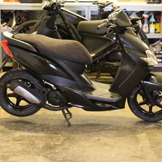 Yamaha Jog R Alcantara edition