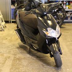 Yamaha Jog R Alcantara edition