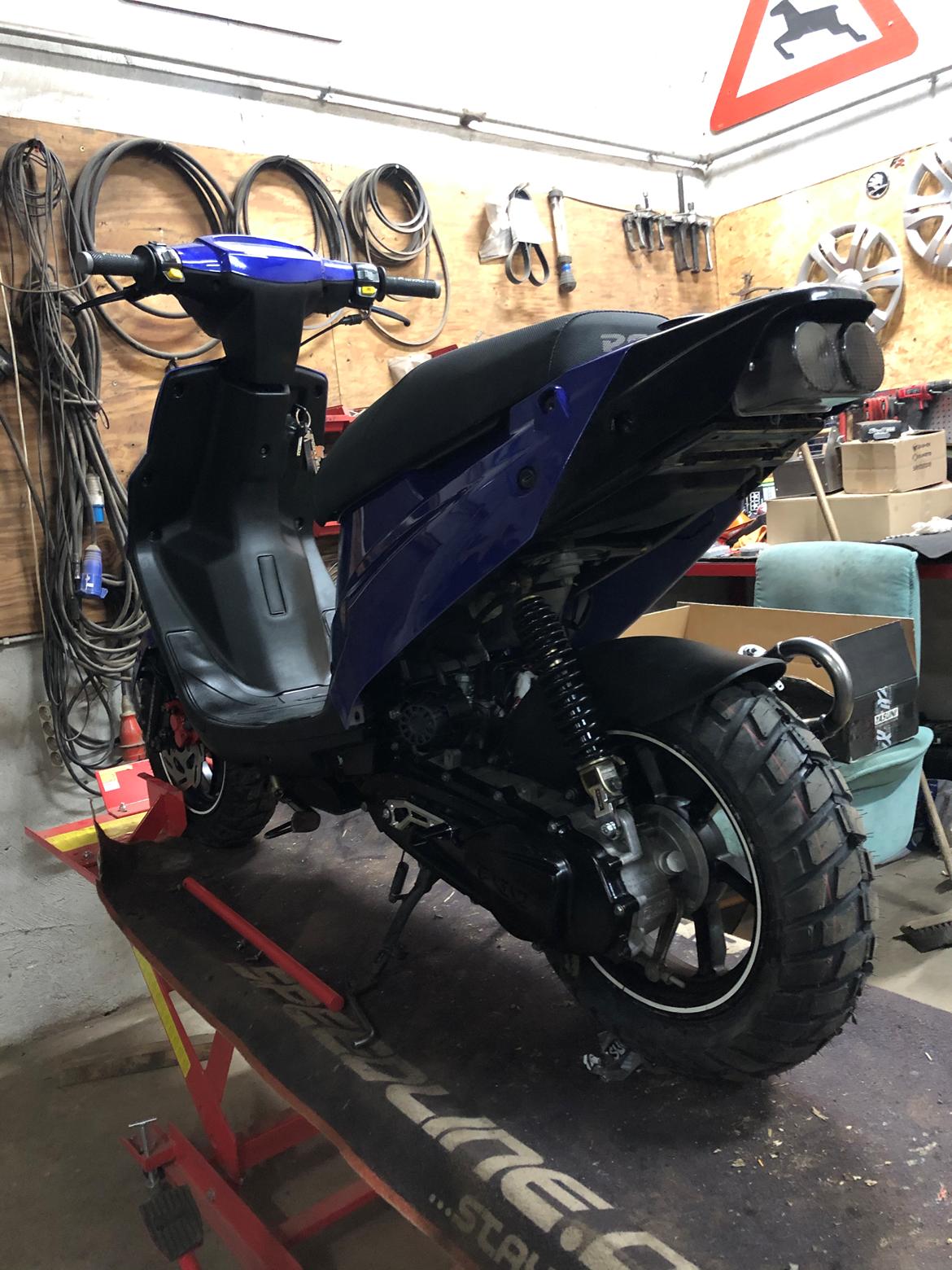 PGO Hot 50 billede 7