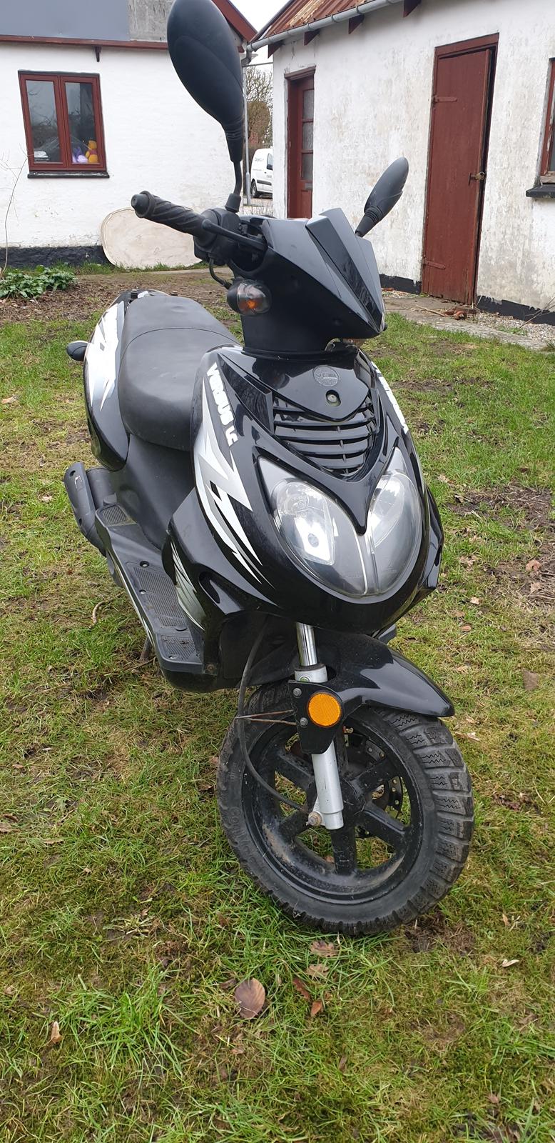 VGA Versus billede 1