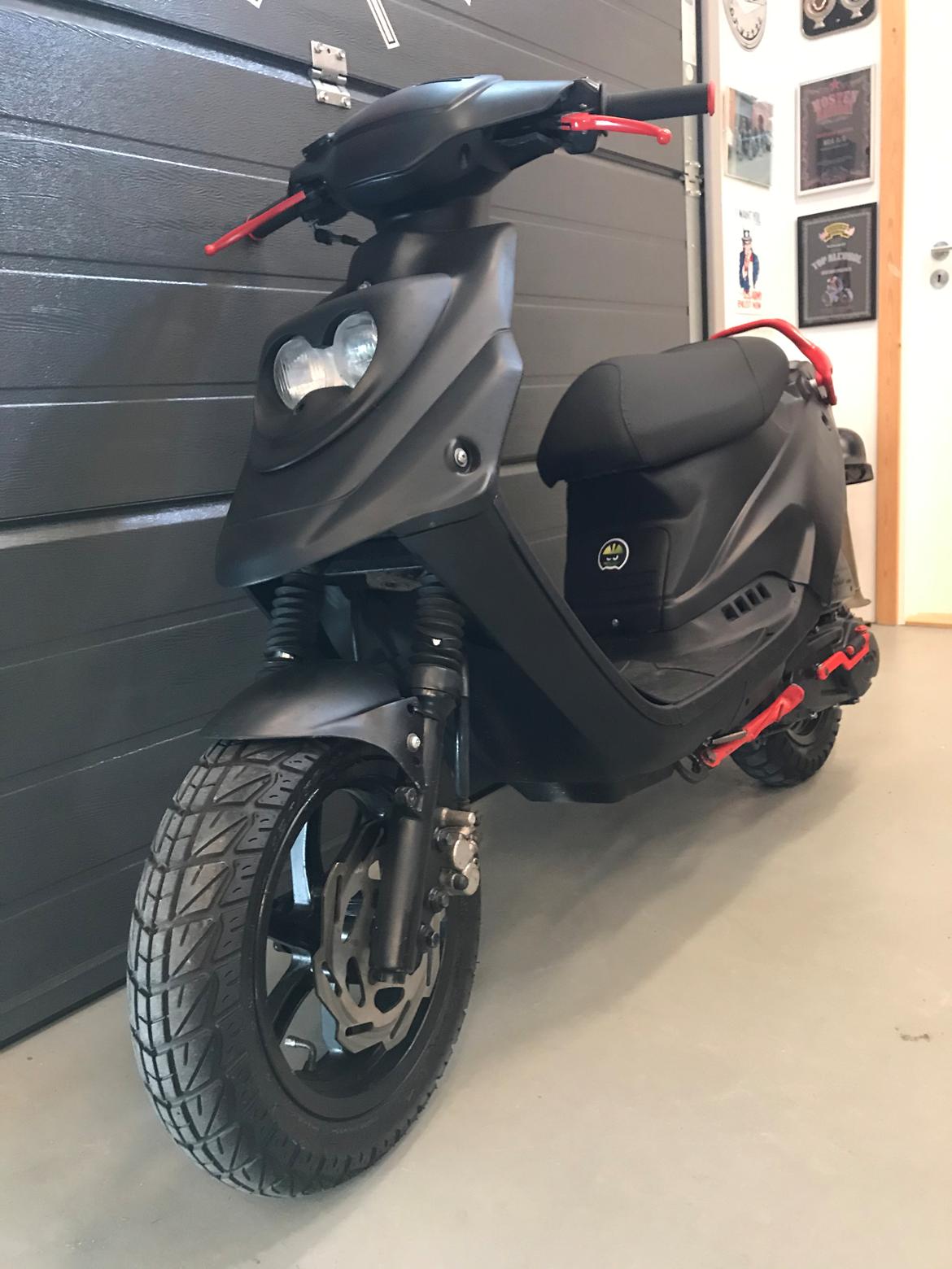 PGO Hot 50 billede 3