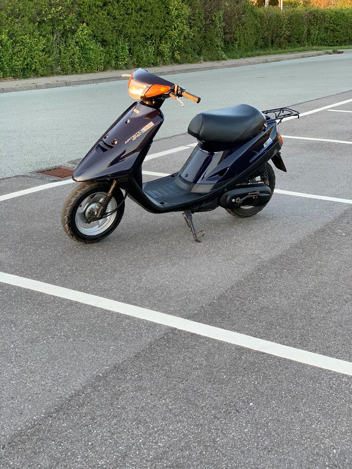 Yamaha Jog Artistic Special SOLGT billede 2