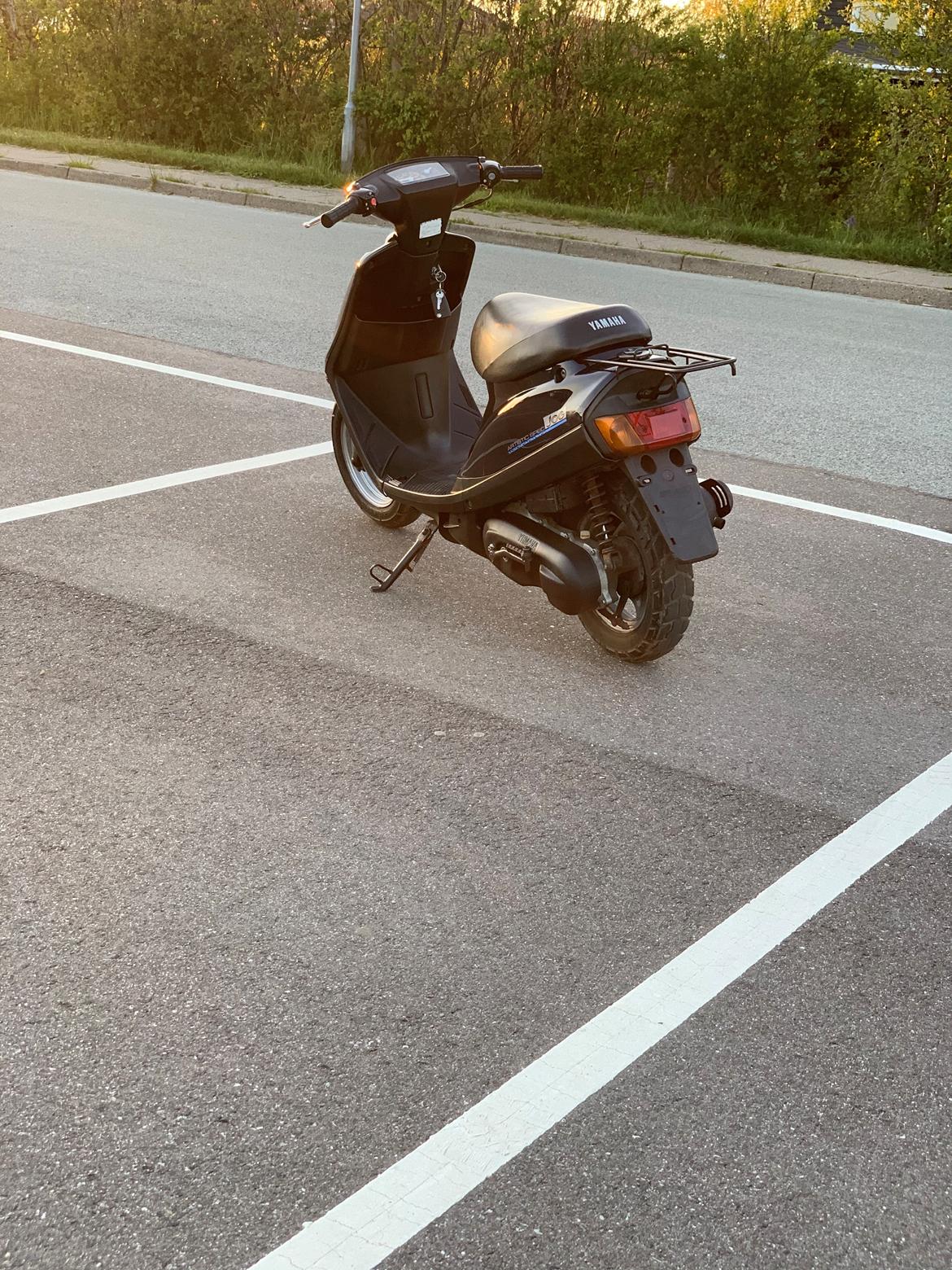 Yamaha Jog Artistic Special SOLGT billede 12