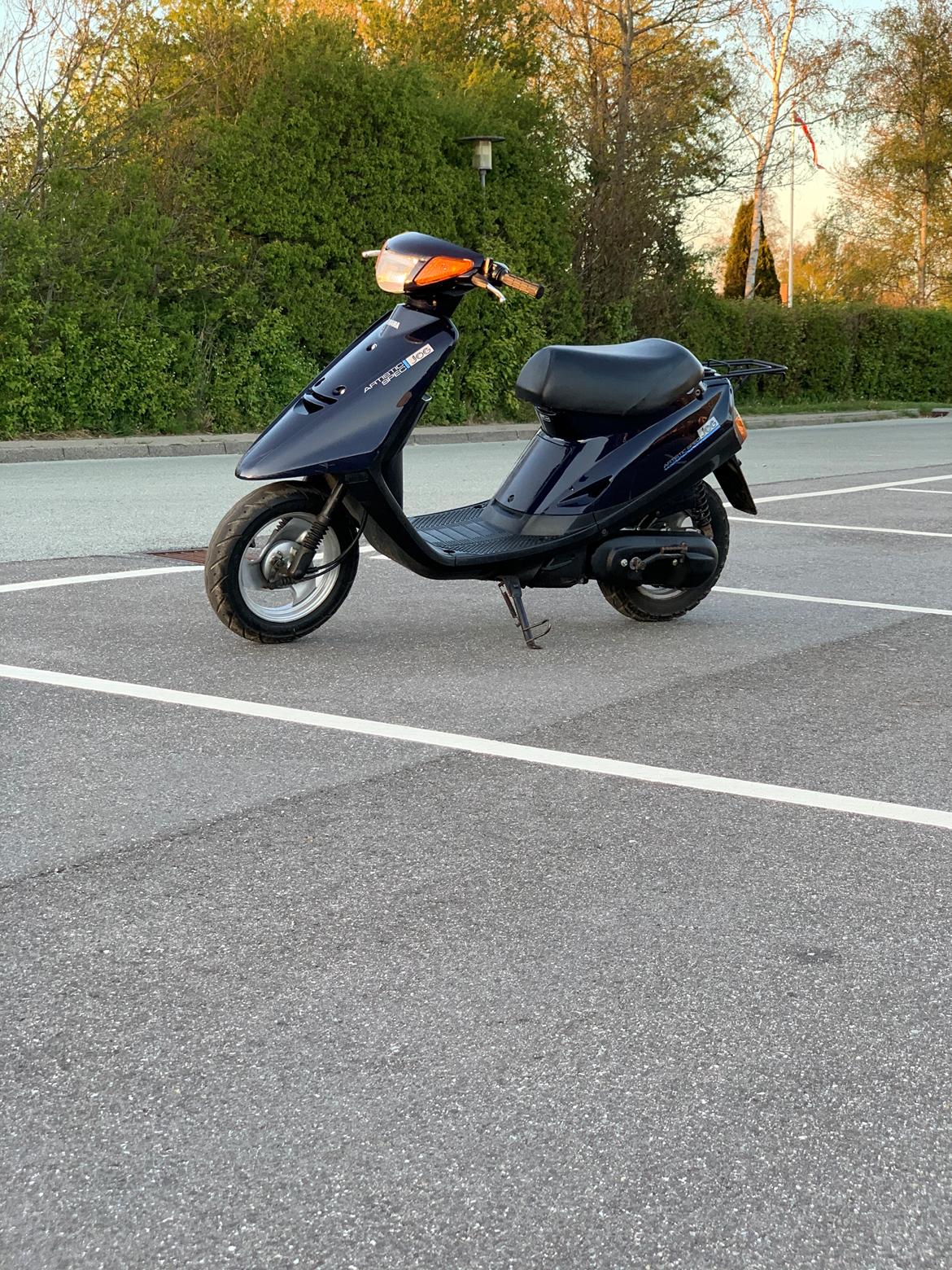 Yamaha Jog Artistic Special SOLGT billede 17